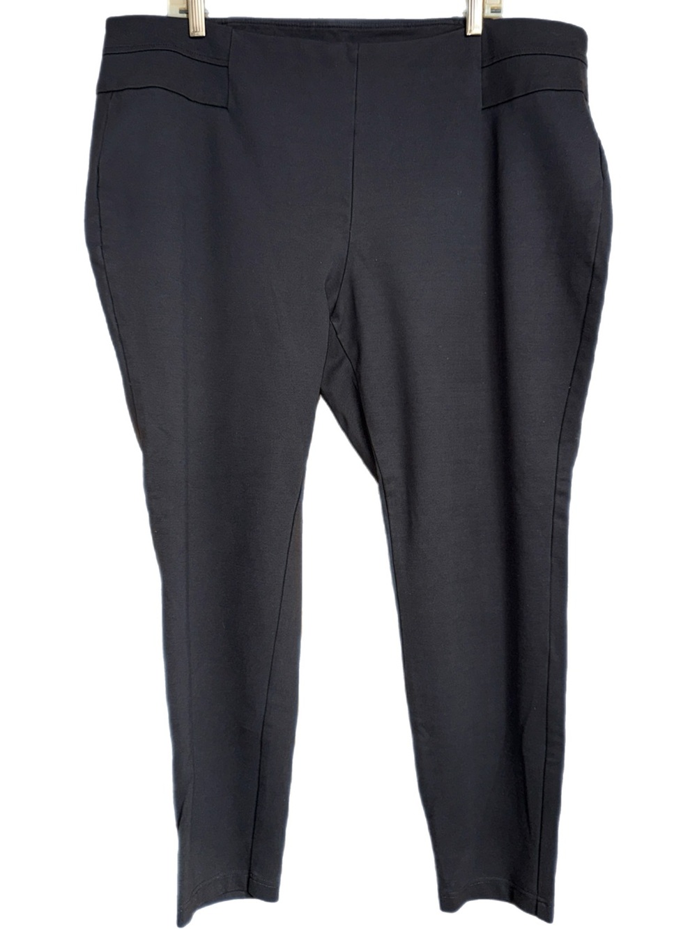 Wonderly‎ - Grey Stretch Pull‑On Tapered Pants – Women’s 3X